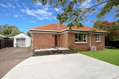 26 Godley Road_4