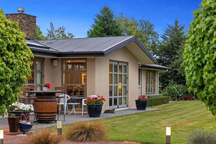 900 Loburn Whiterock Road Loburn_25