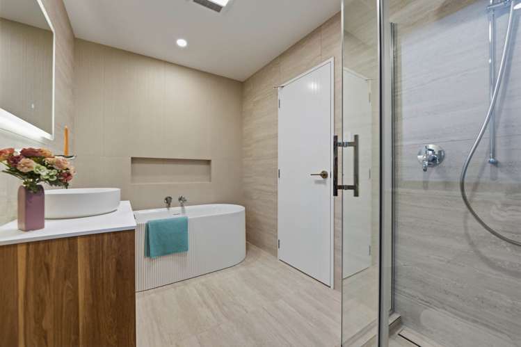 142 Ninth View Avenue Beachlands_23