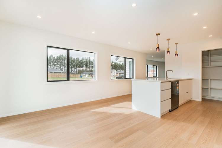 5 Rayner Lane Marton_12