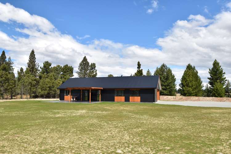 50 North West Arch Twizel_13