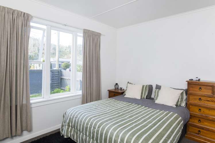 6 Newton Street Outer Kaiti_11