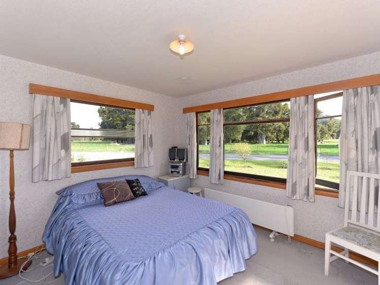 42 Pigeon Valley Road Wakefield_13