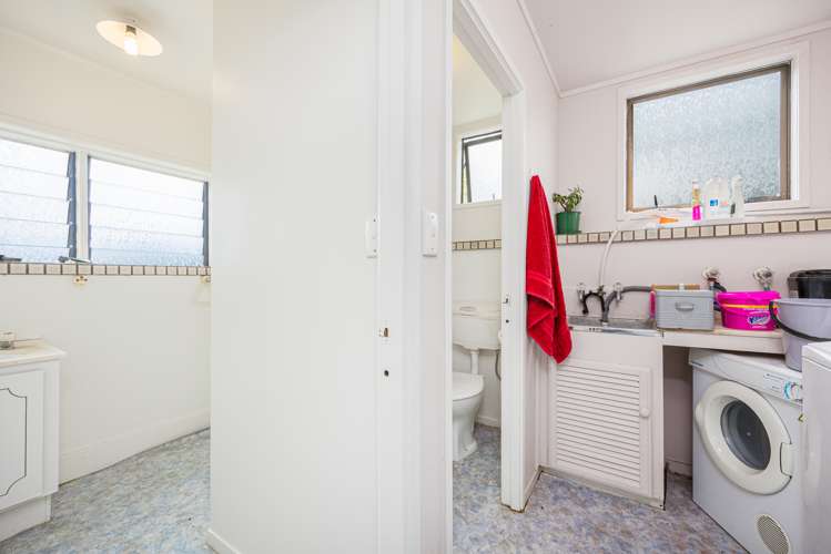 19 Virginia Circus Snells Beach_22