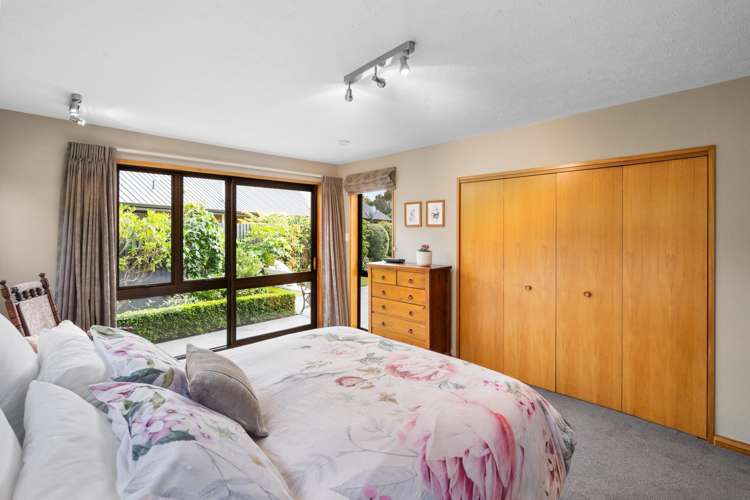 14 Brockhall Lane Avonhead_11