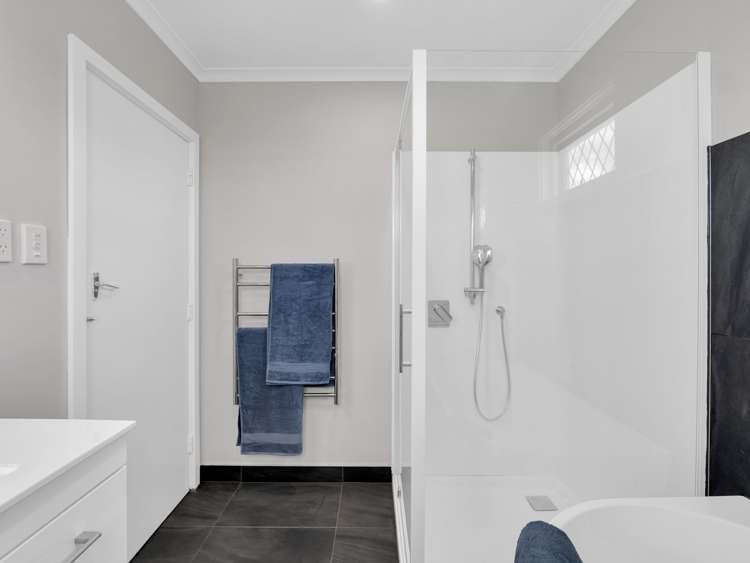 54 Devon Road Springvale_20