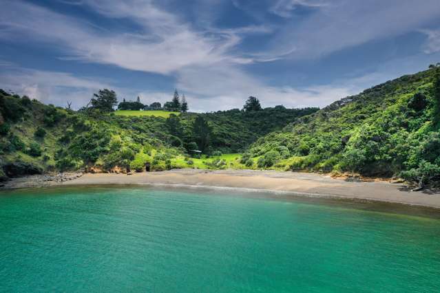 Unmatched Waterfront Living – Build Your Legacy