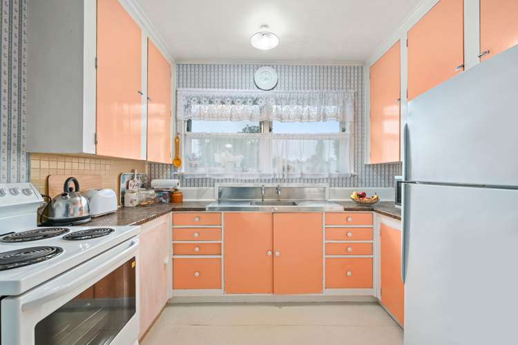 8 Werrina Crescent Mangakakahi_4