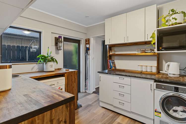 982 Papamoa Beach Road Papamoa_21