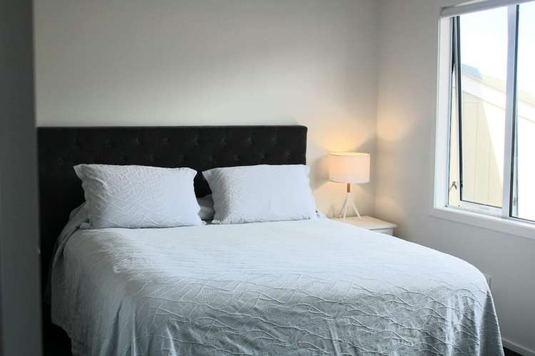 28b Beach Road Mellons Bay_9