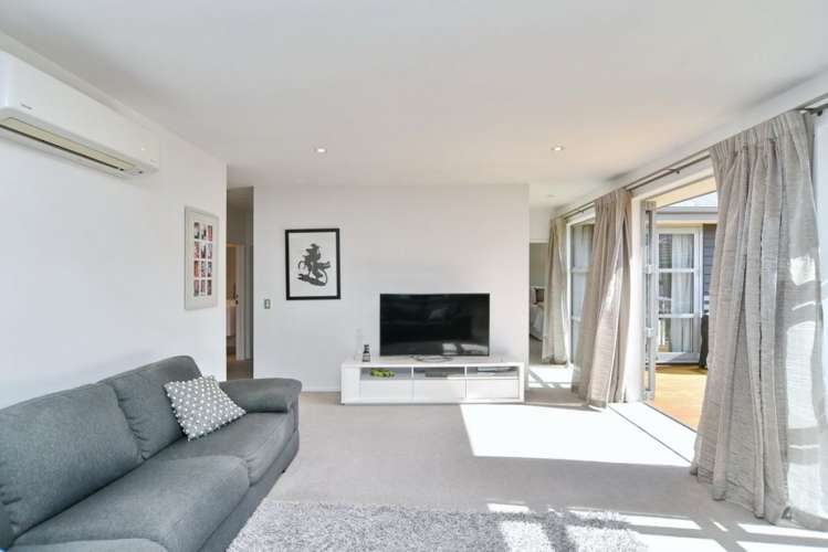 14 Bancroft Place Parklands_9