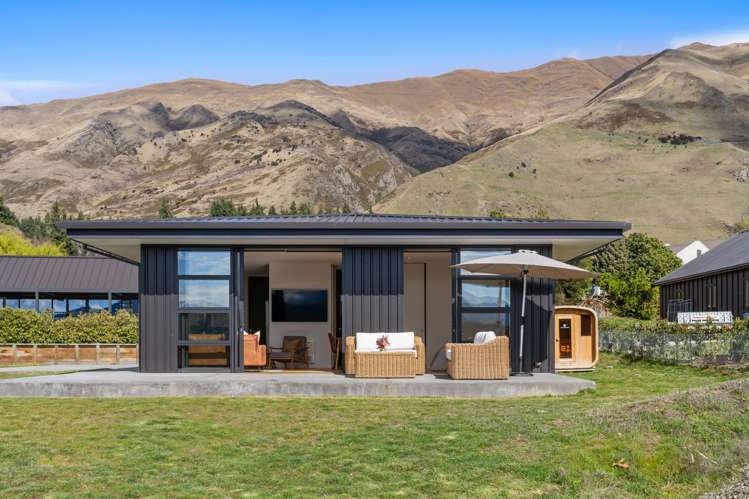 10 Divers Lane Wanaka_17