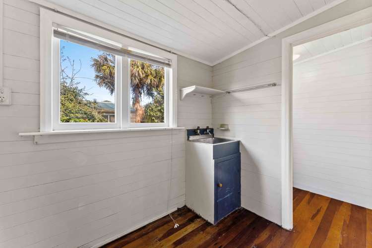 1/108 Porchester Road Papakura_7