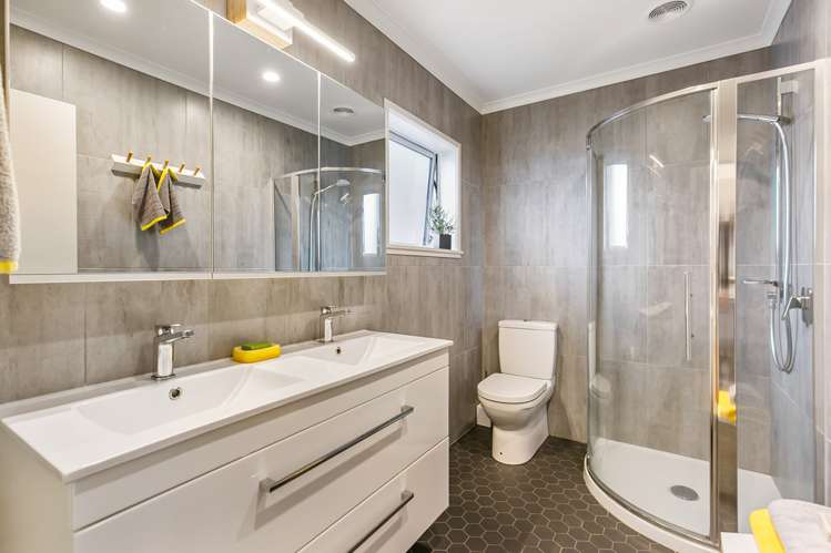 36 Sunnyhaven Avenue Beach Haven_16