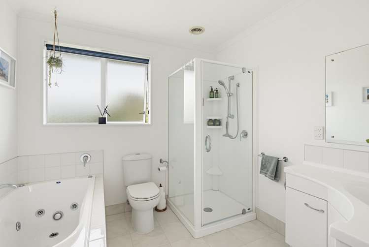 22 Gray Avenue Paraparaumu Beach_32
