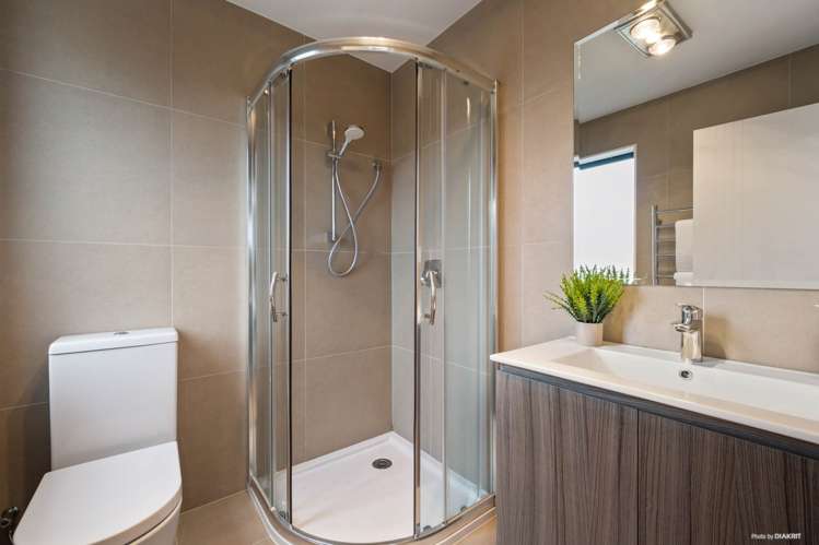 3B Hemsway Place Sunnyhills_21