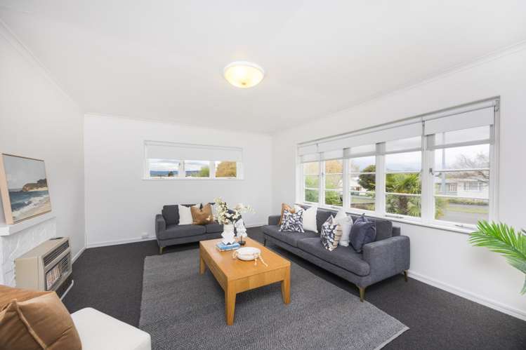 34 Rainforth Street Roslyn_1