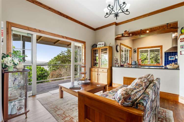 1228 Sandspit Road Sandspit_8