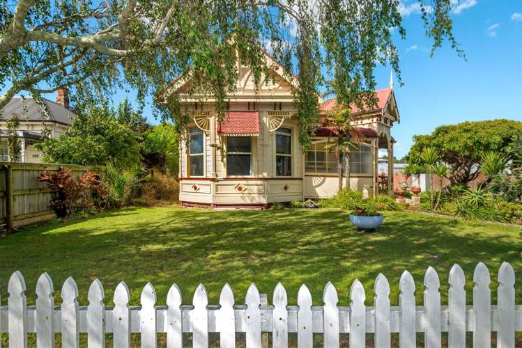 433 Palmerston Road Gisborne Central_24