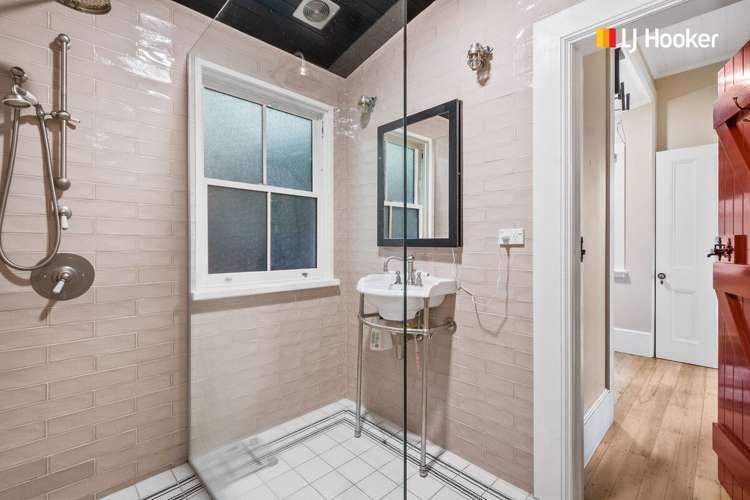 5 Macandrew Road Careys Bay_2