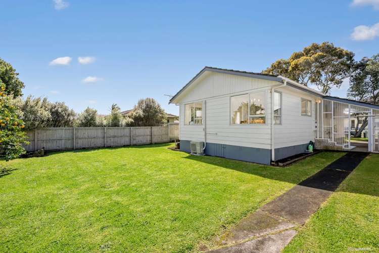 10 Crispian Place Manurewa_15