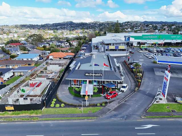 2-18 West Coast Road Glen Eden_3