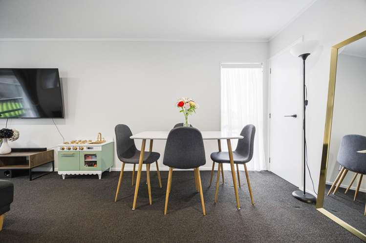 55 Triangle Road Massey_7