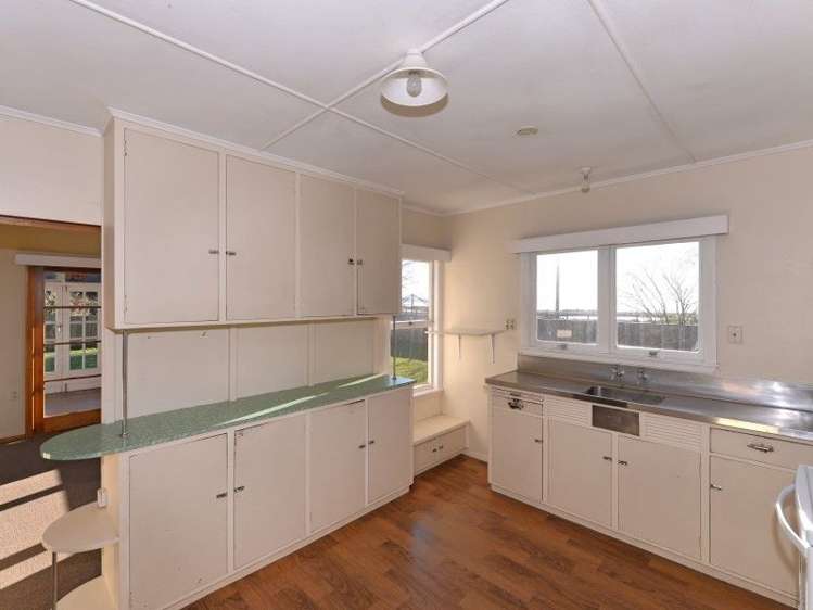 587 Lower Queen Street Richmond_15