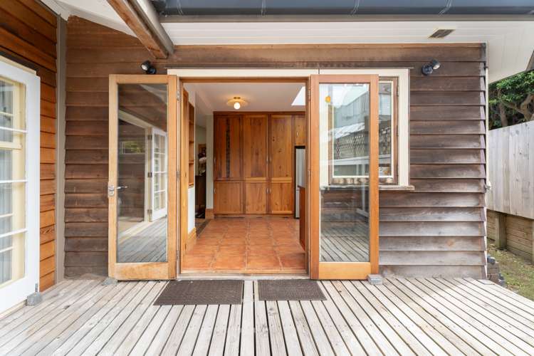 14 Whanake Street Titahi Bay_18