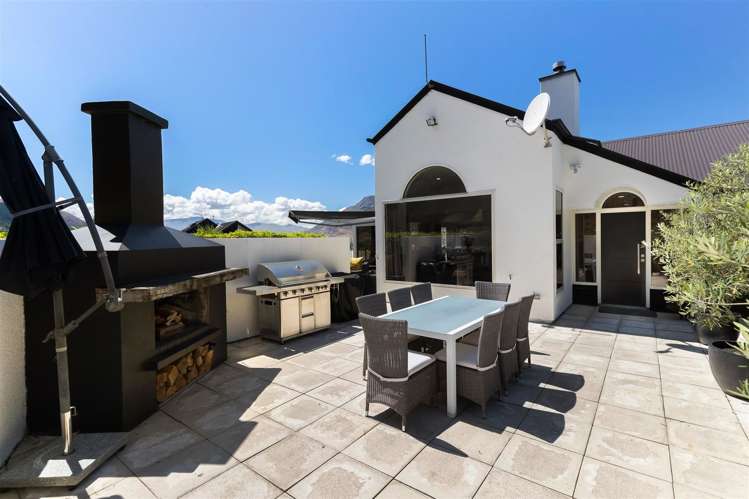 66 Hensman Road Queenstown_34