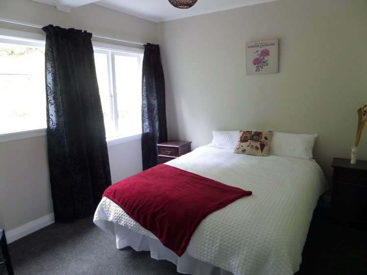 37 Kairimu Street Stokes Valley_15