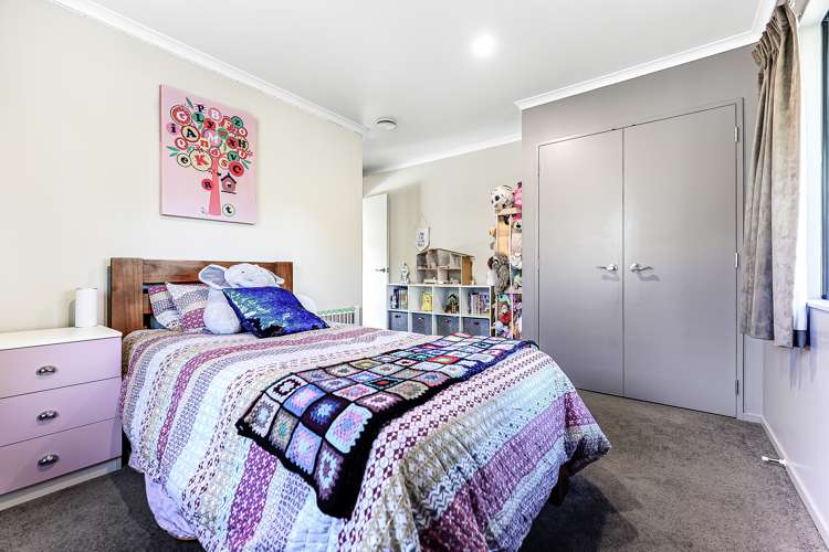 7 Roderick Place Rototuna_17