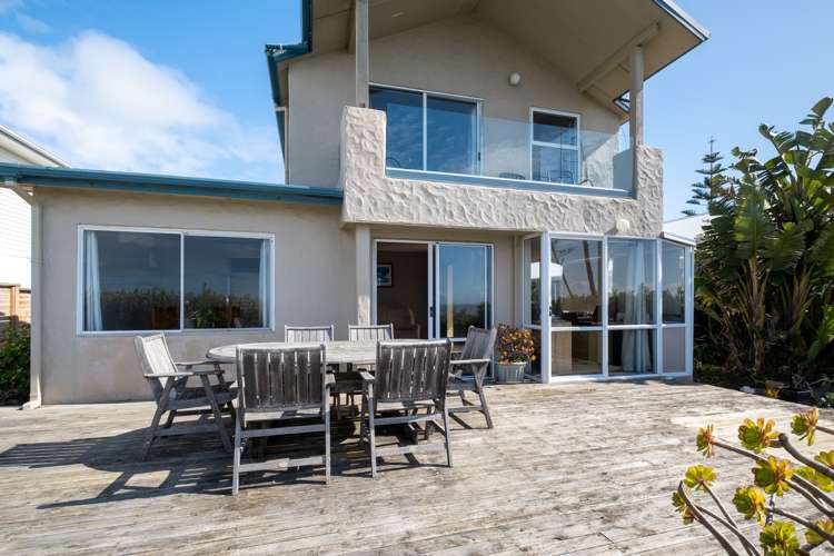 225 Clifton Road Te Awanga_16