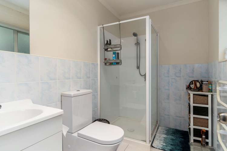 11 Shah Place Glen Eden_11