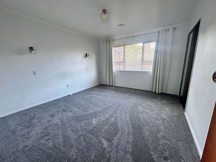 38 Fairway Drive Kamo_2