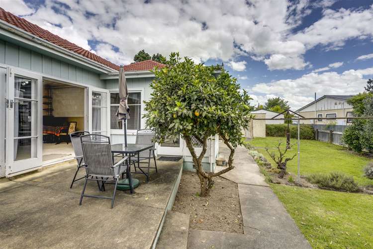 703 Park Road South Akina_5