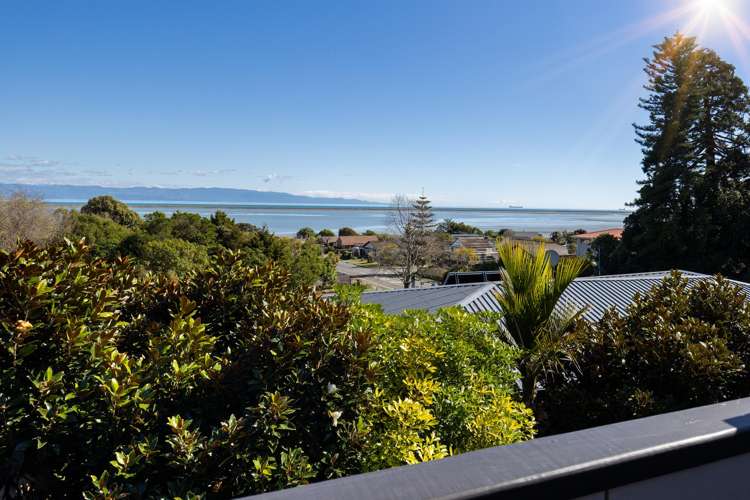 26 Tresillian Avenue Marybank_17
