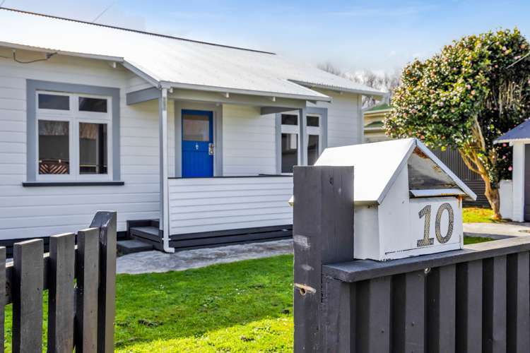 10 Erin Street Hawera_24