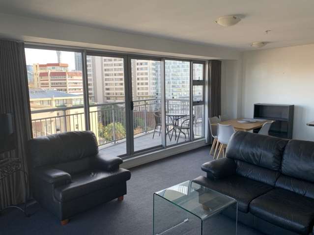 1001/1 Parliament Street 10015_1