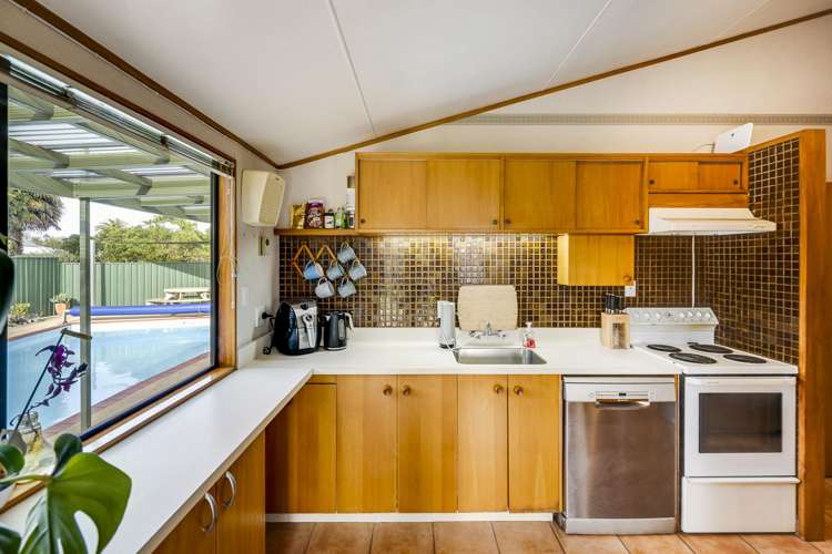 11 Donegal Crescent Tamatea_6