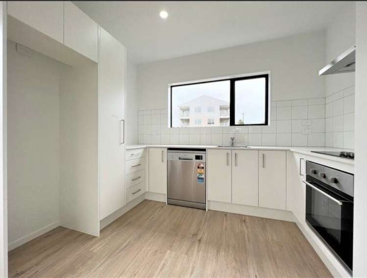 31 Elieen Newwey place Henderson_4