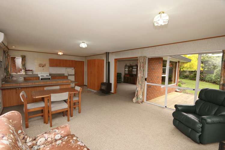 43 Catherwood Avenue Allenton_5