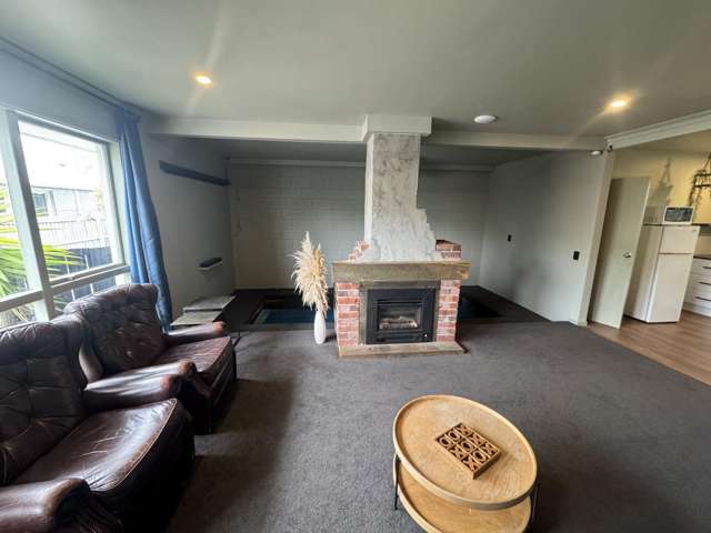 2/29 Office Road Merivale_3