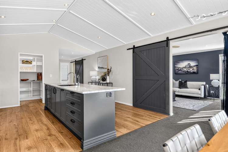 34 Alan Livingston Drive Cambridge_16