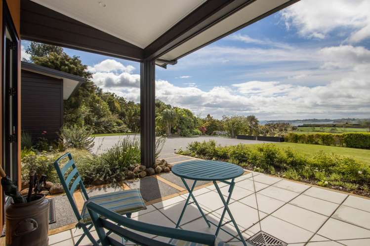 97 Morton Road Aongatete_5