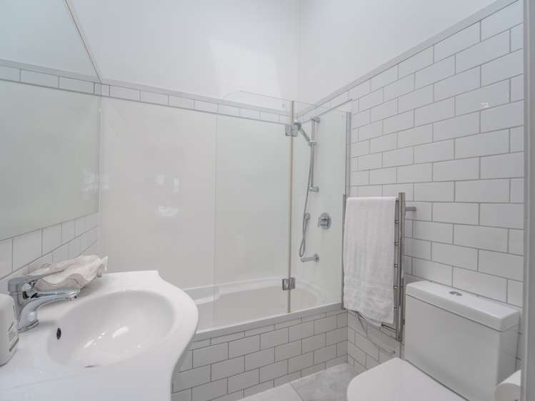 37b Awamutu Grove Waiwhetu_6