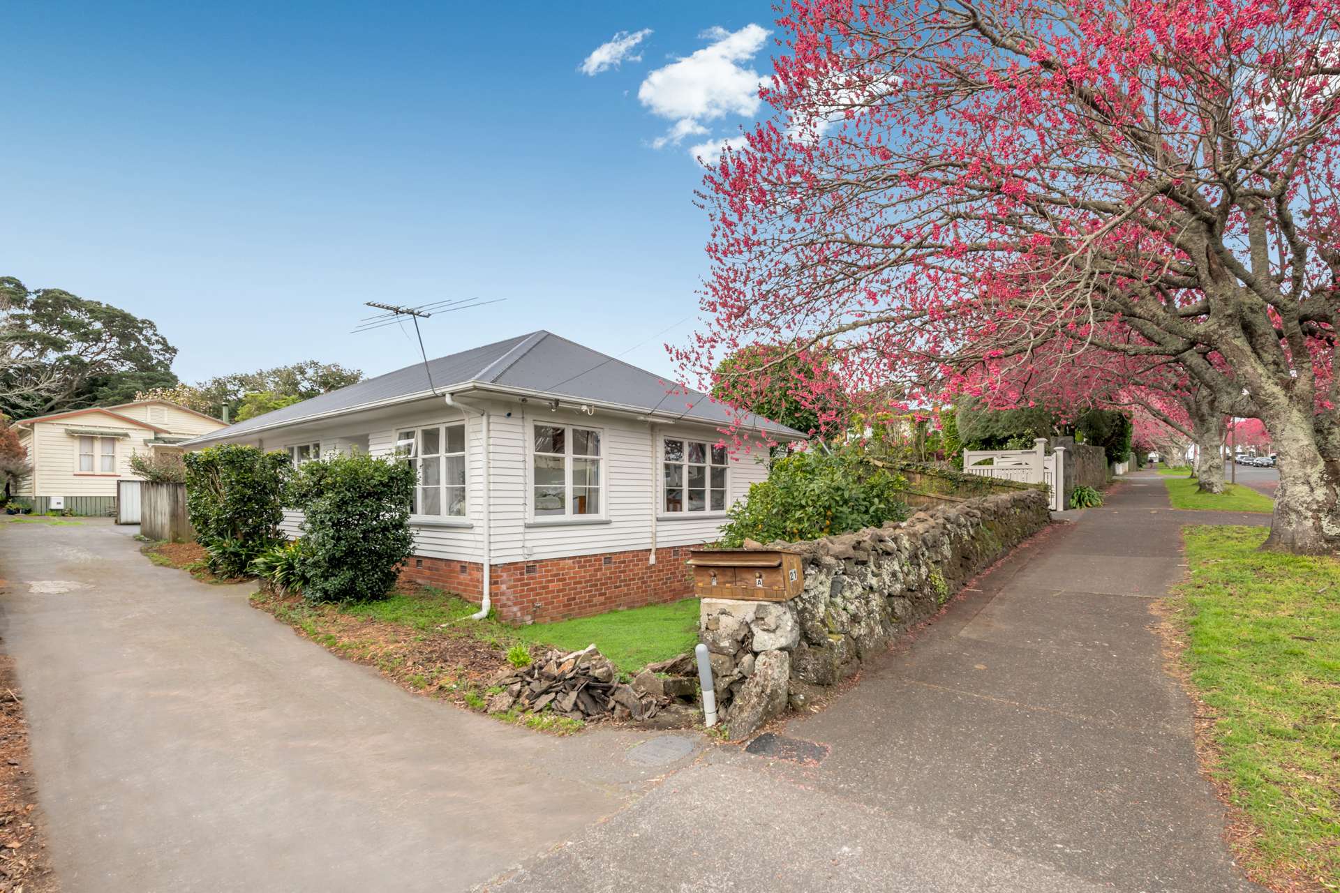 1/21 Fairview Road Mount Eden_0