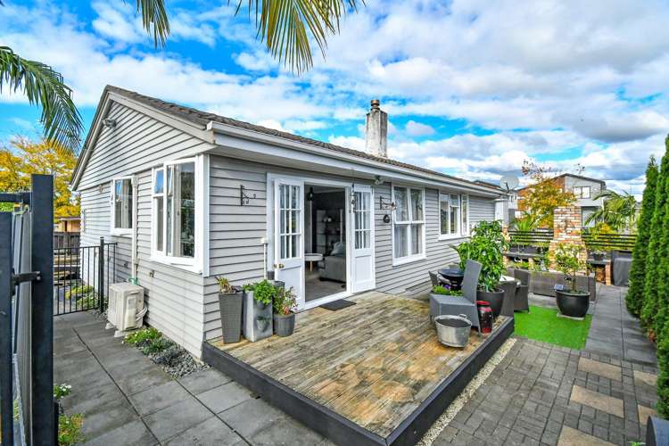 22 Old Wairoa Road Papakura_1