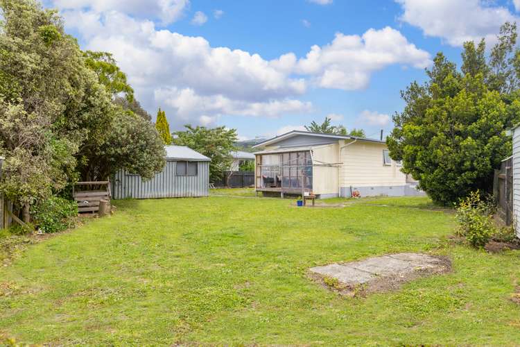 19 Hardie Grove Featherston_14