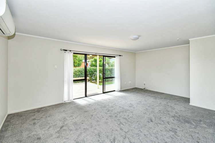 1/60 Red Crest Avenue_5